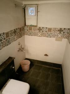 hotel dev palace ahmedabad