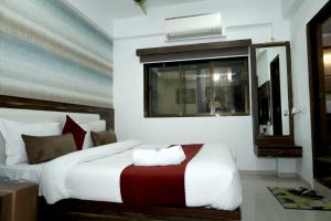 hotel dev palace ahmedabad