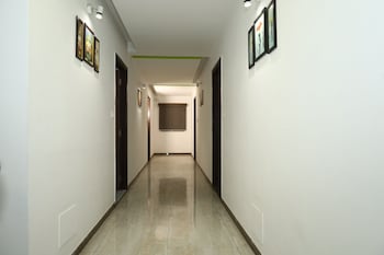 Hotel Dev Palace Ahmedabad,,3.5 star