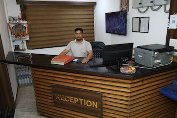 hotel dev palace ahmedabad