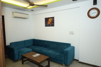 hotel dev palace ahmedabad