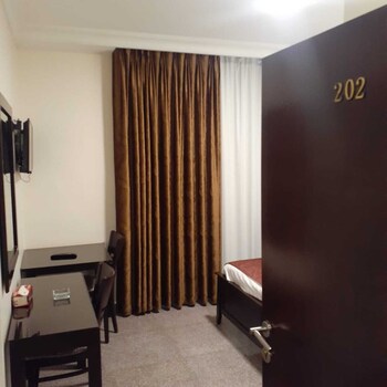 tamrah suites hotel