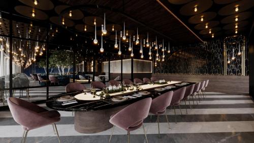 renex hotels