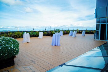 sanna boutique hotel