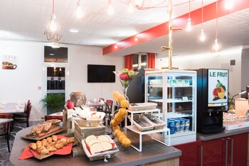 carre py hotel
