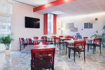 carre py hotel