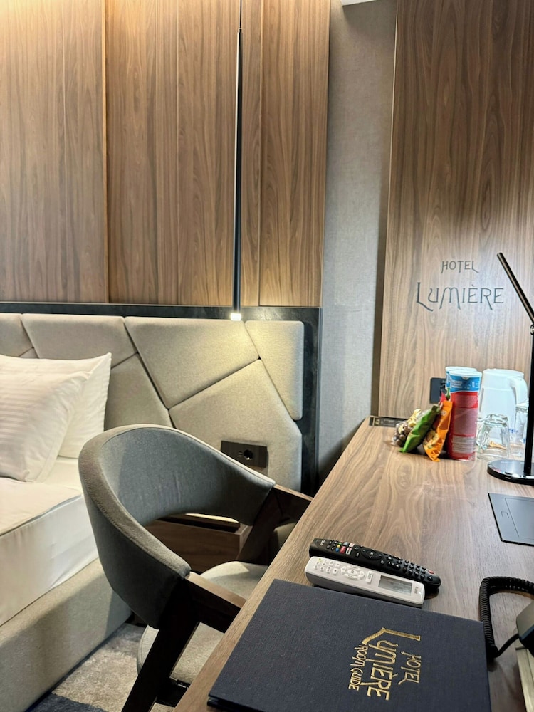 lumiere hotel