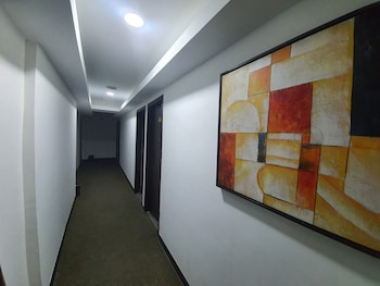 Warisan Hotel,,2 star