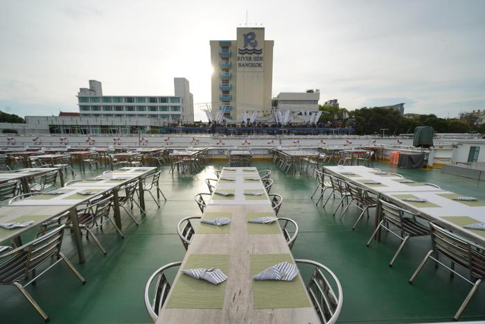 riverside bangkok hotel