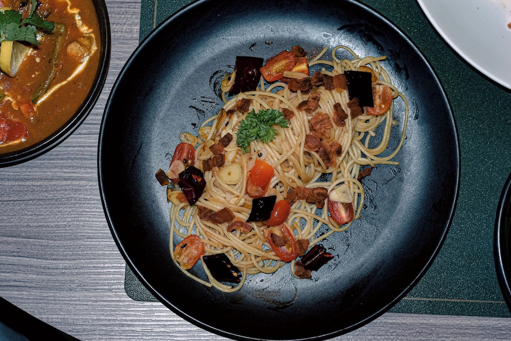 hilton garden inn bangkok silom