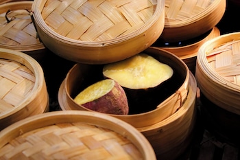 hilton garden inn bangkok silom