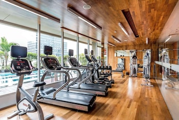 hilton garden inn bangkok silom