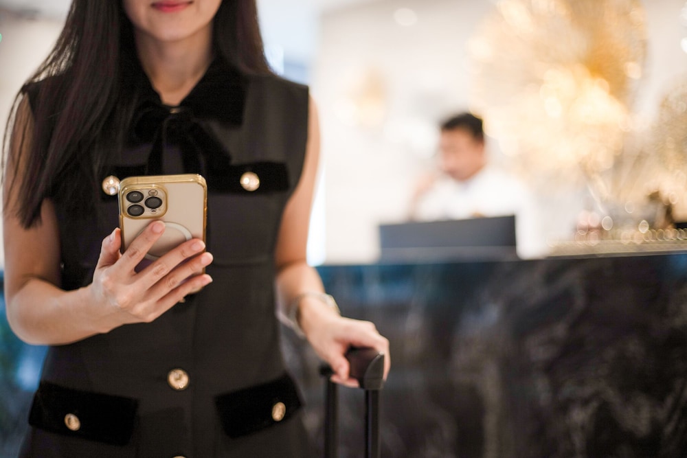 sam e hotel bangkok sathorn