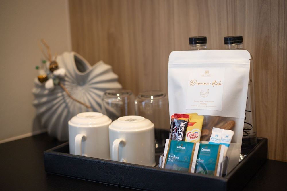 sam e hotel bangkok sathorn