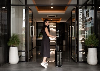 Sam E Hotel Bangkok Sathorn,,3 star