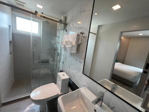 arni skye hotel