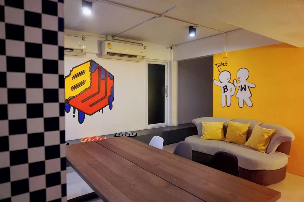 bw thai art style hotel