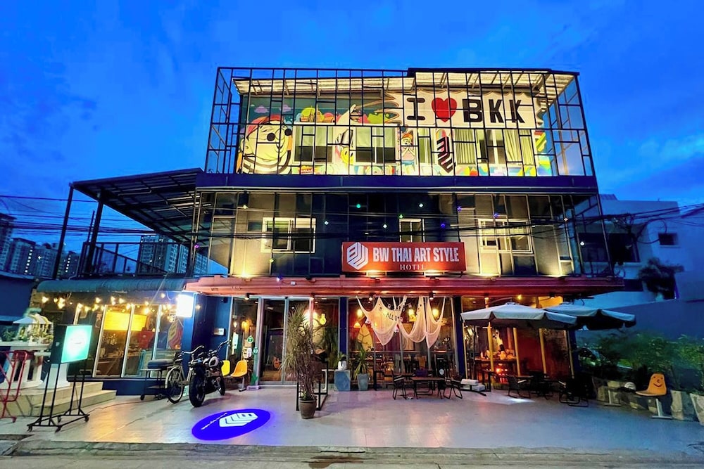 bw thai art style hotel