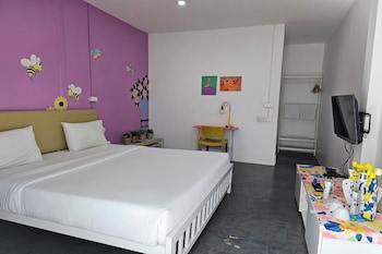 bw thai art style hotel