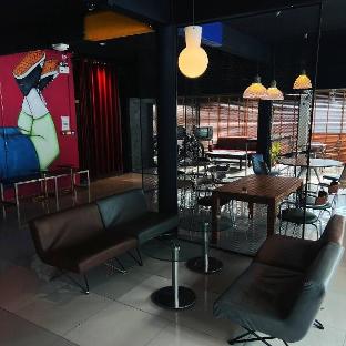 bw thai art style hotel