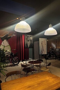 bw thai art style hotel