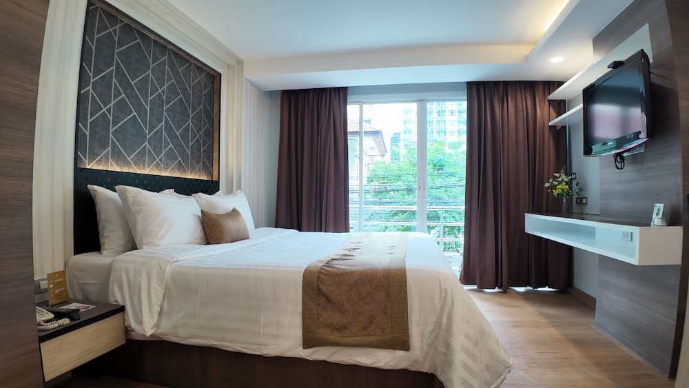 aspira suites sukhumvit 20