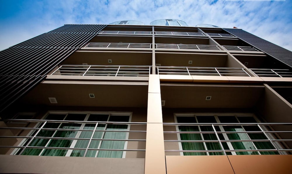 aspira suites sukhumvit 20