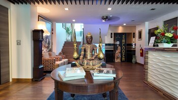 Aspira Suites Sukhumvit 20,,2.5 star