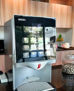 Infinite Hotel @Kaset-Senanikom,,3 star