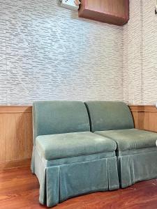 silom dynasty hostel