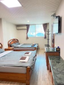 silom dynasty hostel