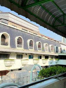 silom dynasty hostel