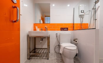 moji don mueang airport hotel bangkok