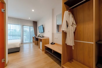 moji don mueang airport hotel bangkok