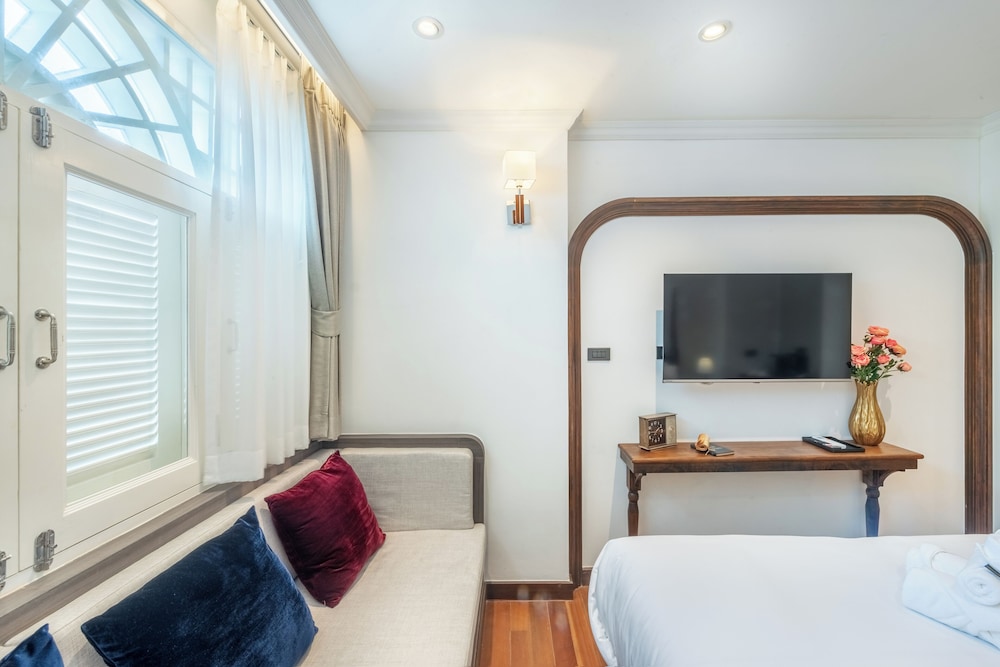 cherie bangkok boutique hotel