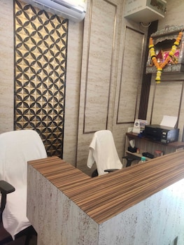 Hotel Royal Inn,,2 star