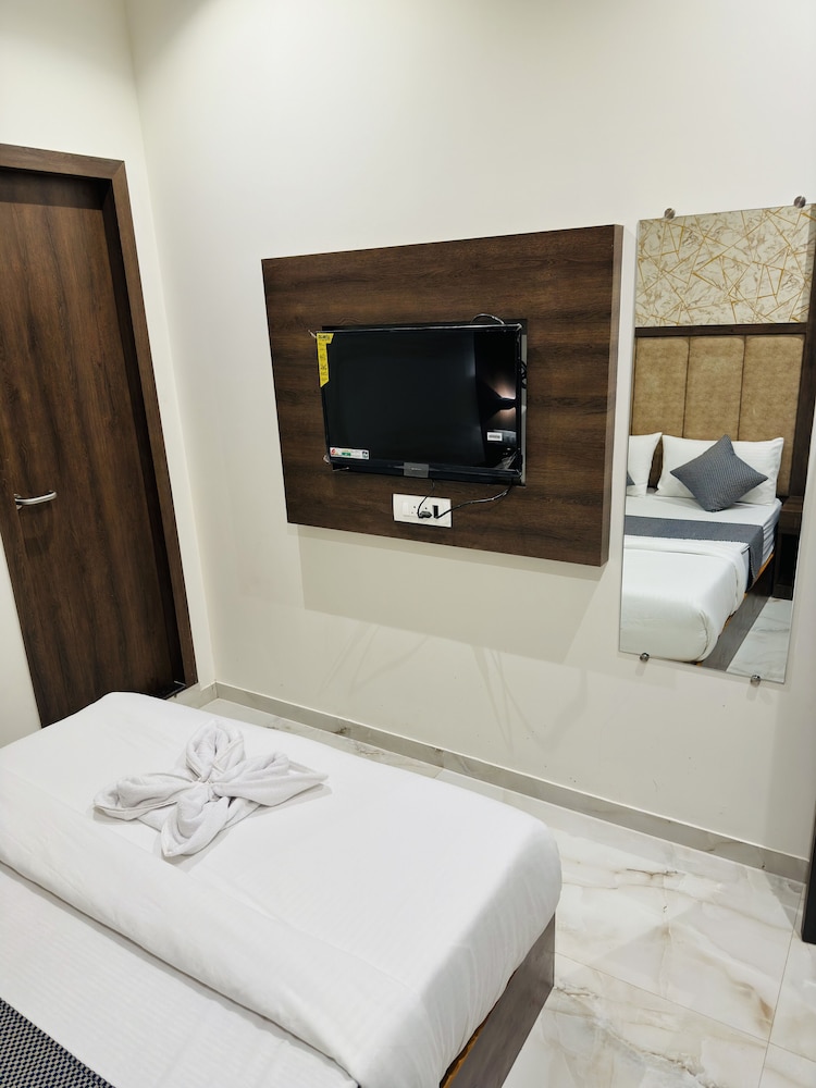 hotel amazing