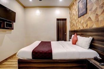 Hotel Green Park,,2.5 star