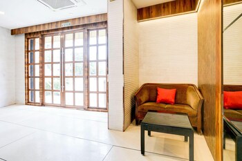 super townhouse vashi sector 28