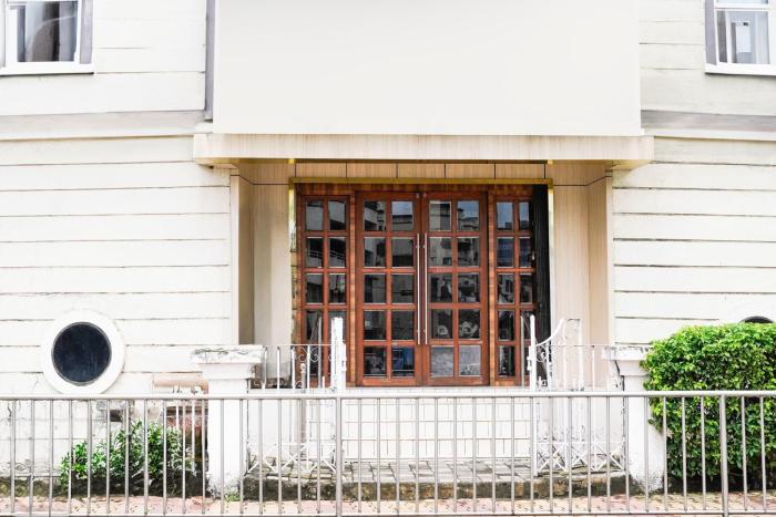 super townhouse vashi sector 28
