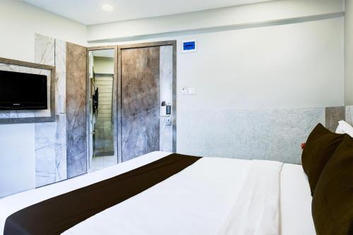 super townhouse vashi sector 28