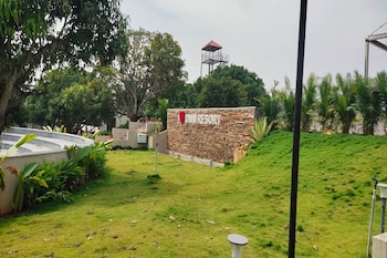 dundi mango mist resort