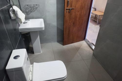 dundi mango mist resort