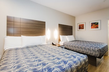 palace inn blue i 45 and college ave