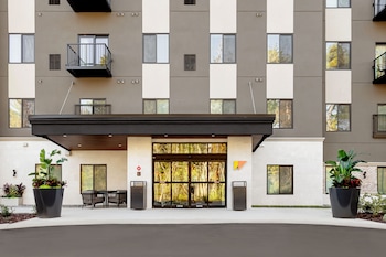 waterwalk extended stay by wyndham huntsville