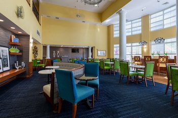 hampton inn and suites jacksonville deerwood park