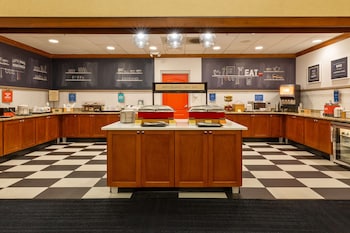 hampton inn and suites jacksonville deerwood park