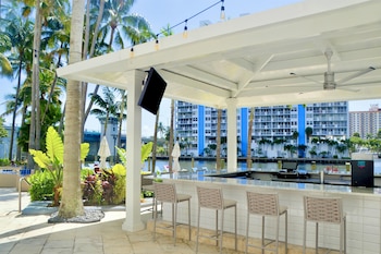 galleryone a doubletree suites by hilton hotel