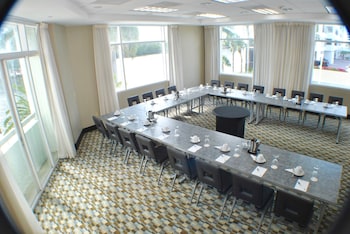 galleryone a doubletree suites by hilton hotel