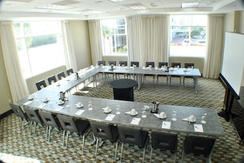 galleryone a doubletree suites by hilton hotel